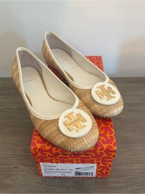 Tory Burch Natural Raffia Reva Flats with Gold Logo
